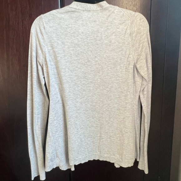 Express Womens Long Sleeve Button Front Cardigan Sweater Light Gray Medium - Picture 4 of 4